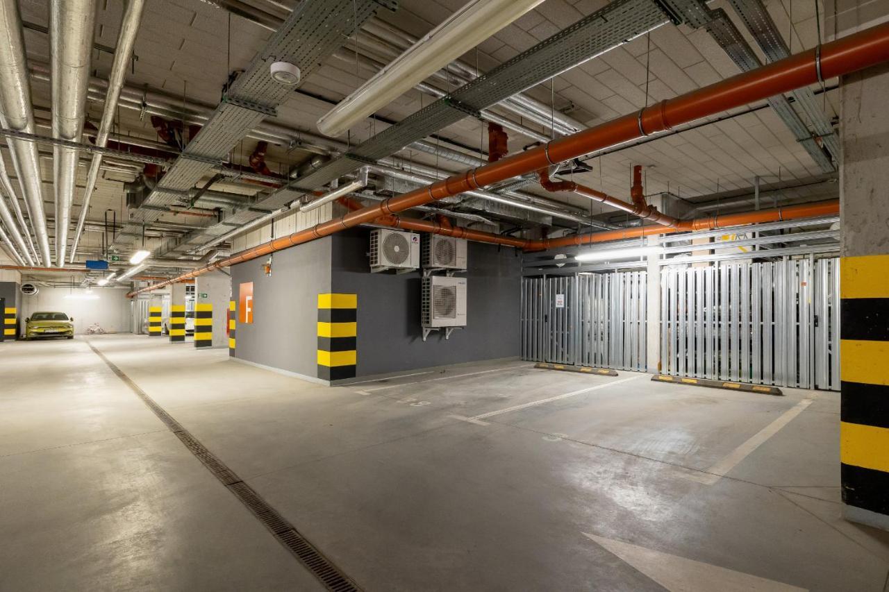 Krakow Studio With Parking & Terrace Near Zalew Bagry By Renters Prestige エクステリア 写真